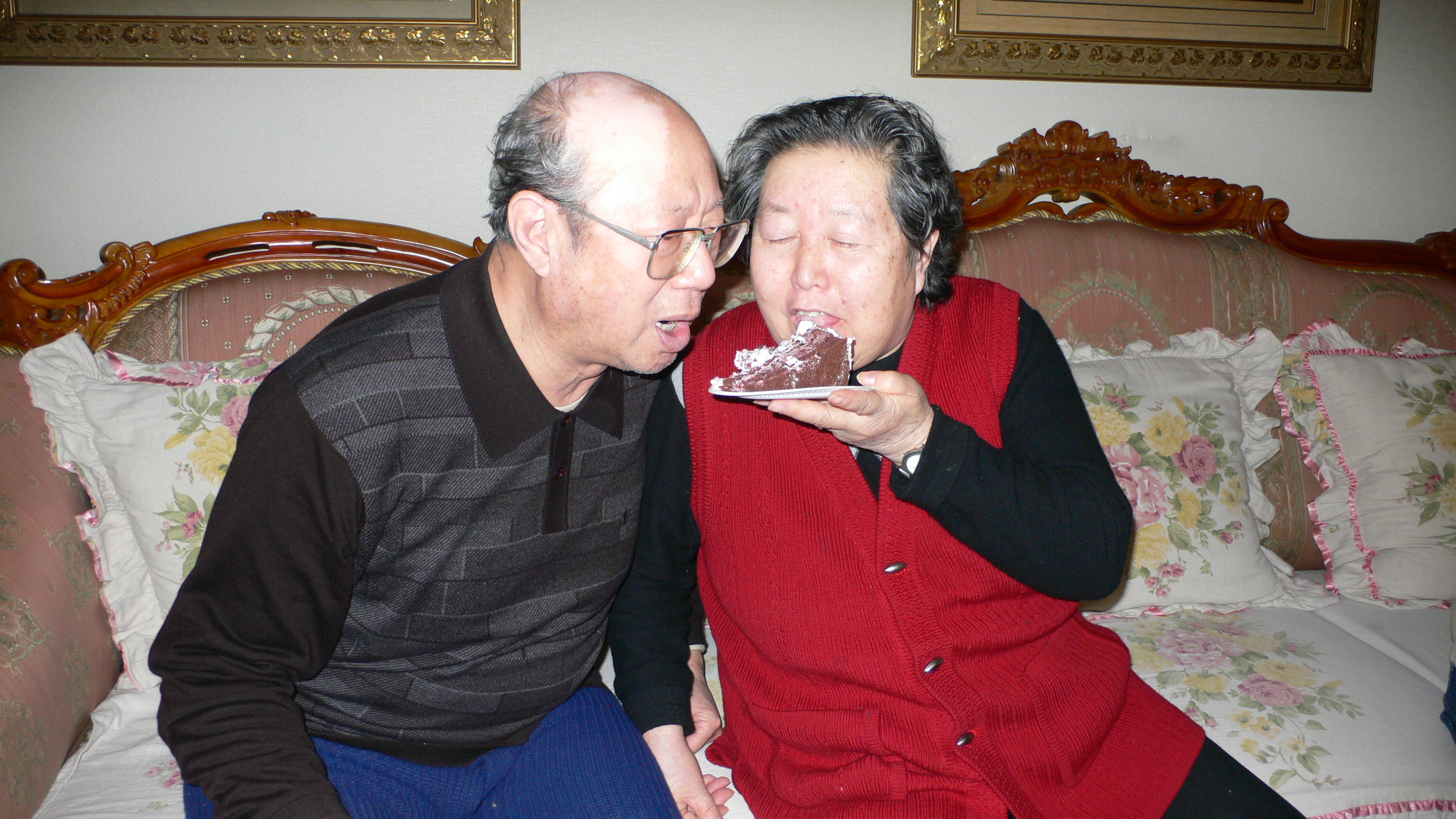 铁杆女歌迷，引领火风走出“不婚”沼泽地