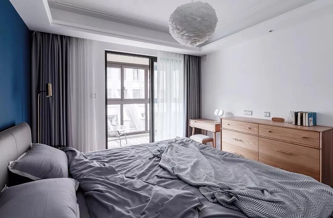 卧室带阳台，这么设计就对啦