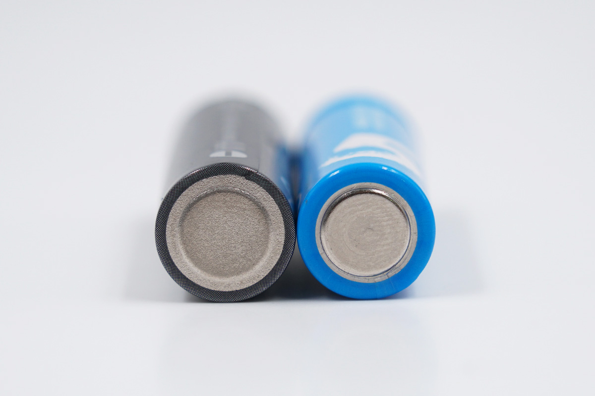 一文看懂可循环充电的AA锂电池和镍氢电池，你会选择哪一款？