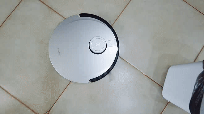 年度旗舰：科沃斯新品DEEBOT X1 OMNI扫拖机器人开箱评测
