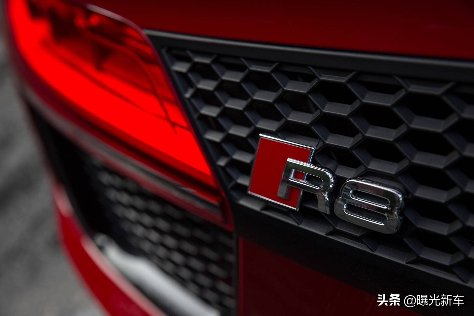 奥迪R8双座运动轿跑车或敞篷车(Spyder)