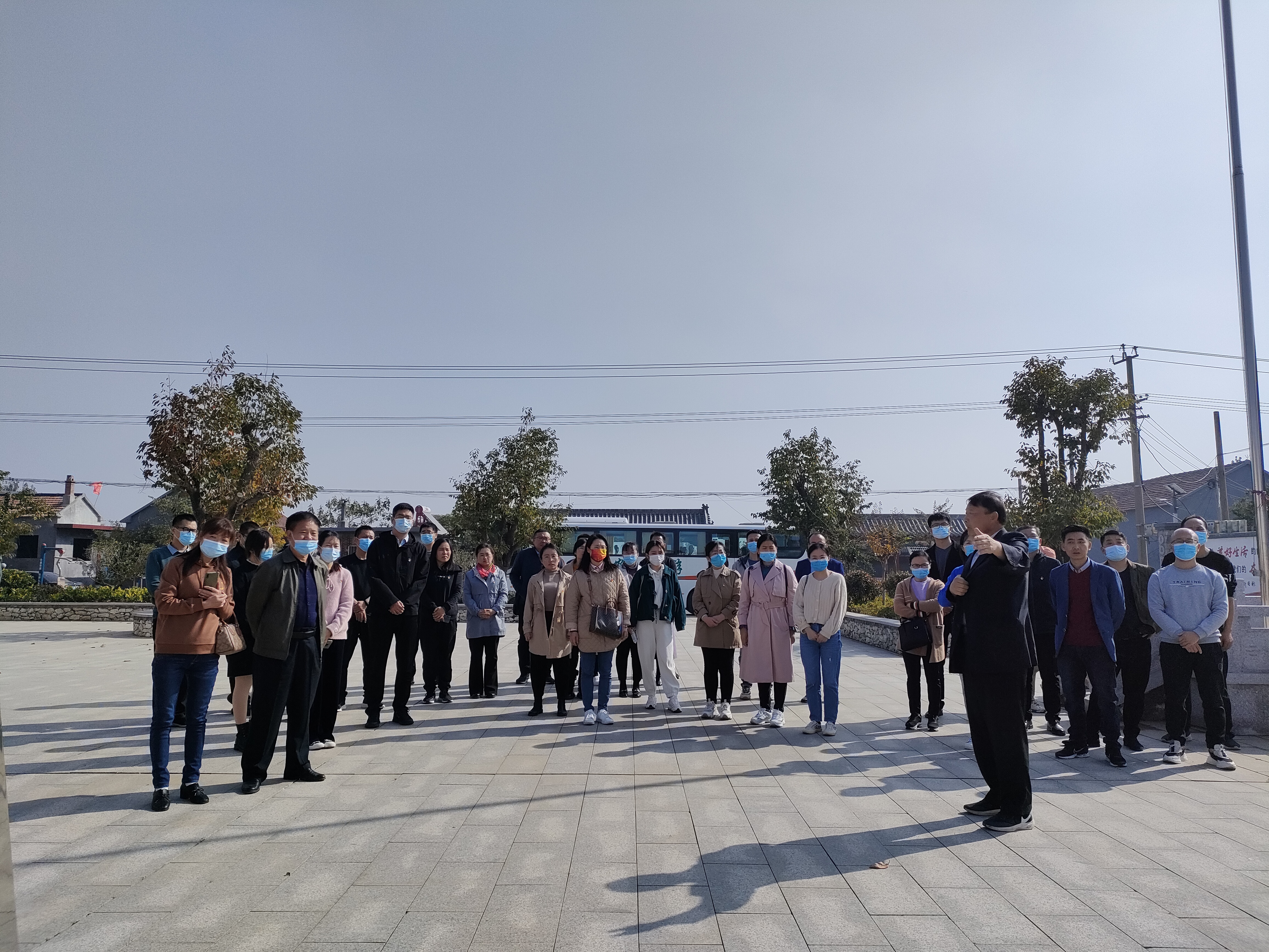 市农业农村局青年理论学习小组开展“学党史 办实事”主题研学活动