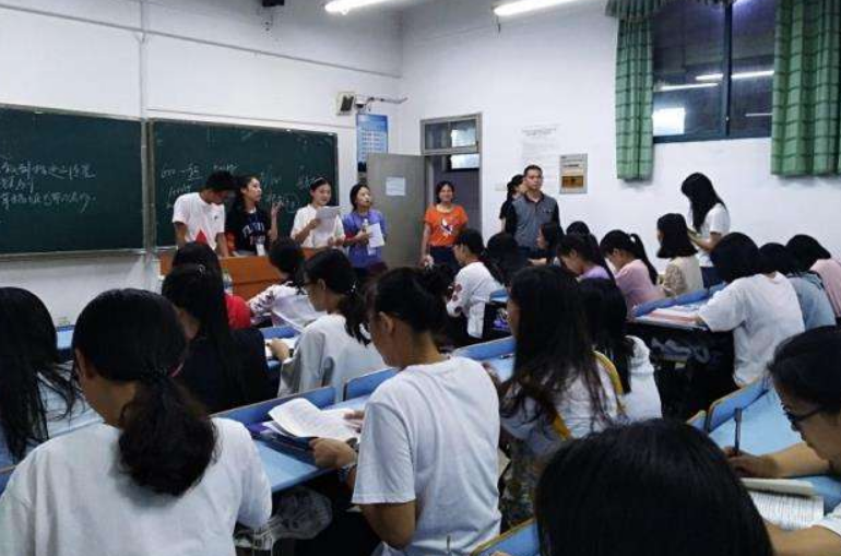 为什么大一要上“晚自习”，大二以后就不用了？过来人告诉你答案