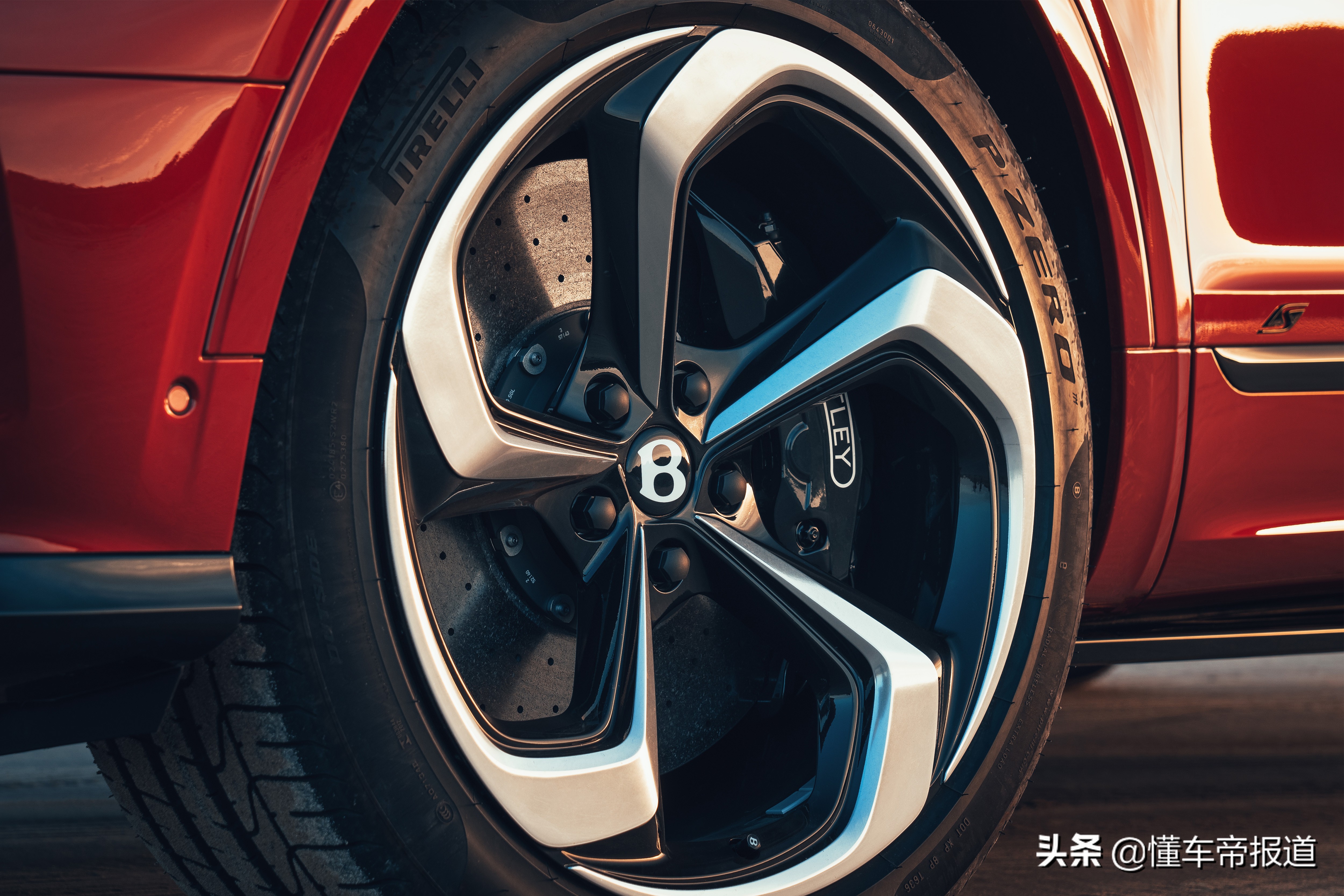新车 | 新款奥迪A8、宾利添越S领衔，广州车展11款必看重磅豪华车