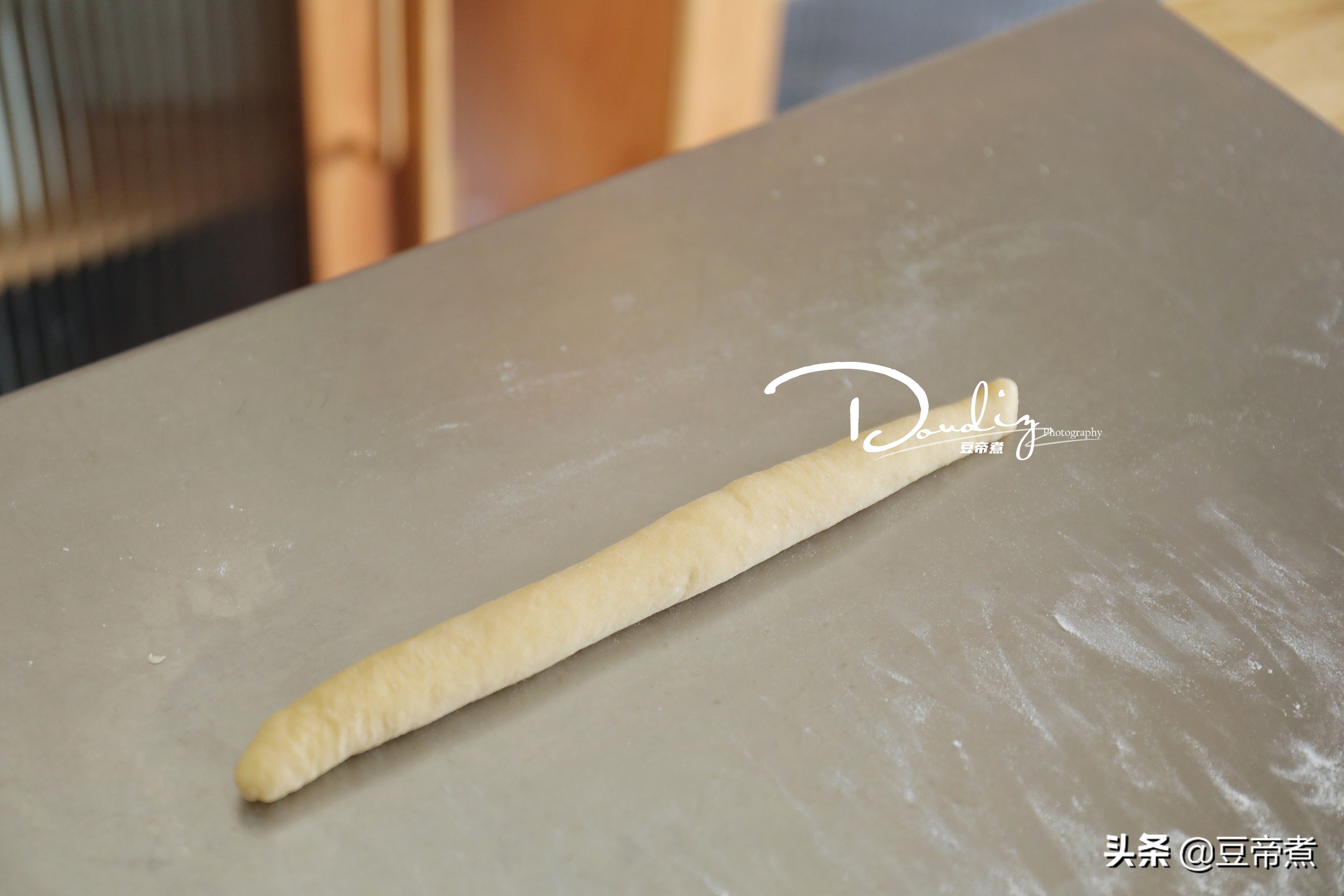 周末不能闲着，给家里小朋友准备的早餐包，味道和口感太好了