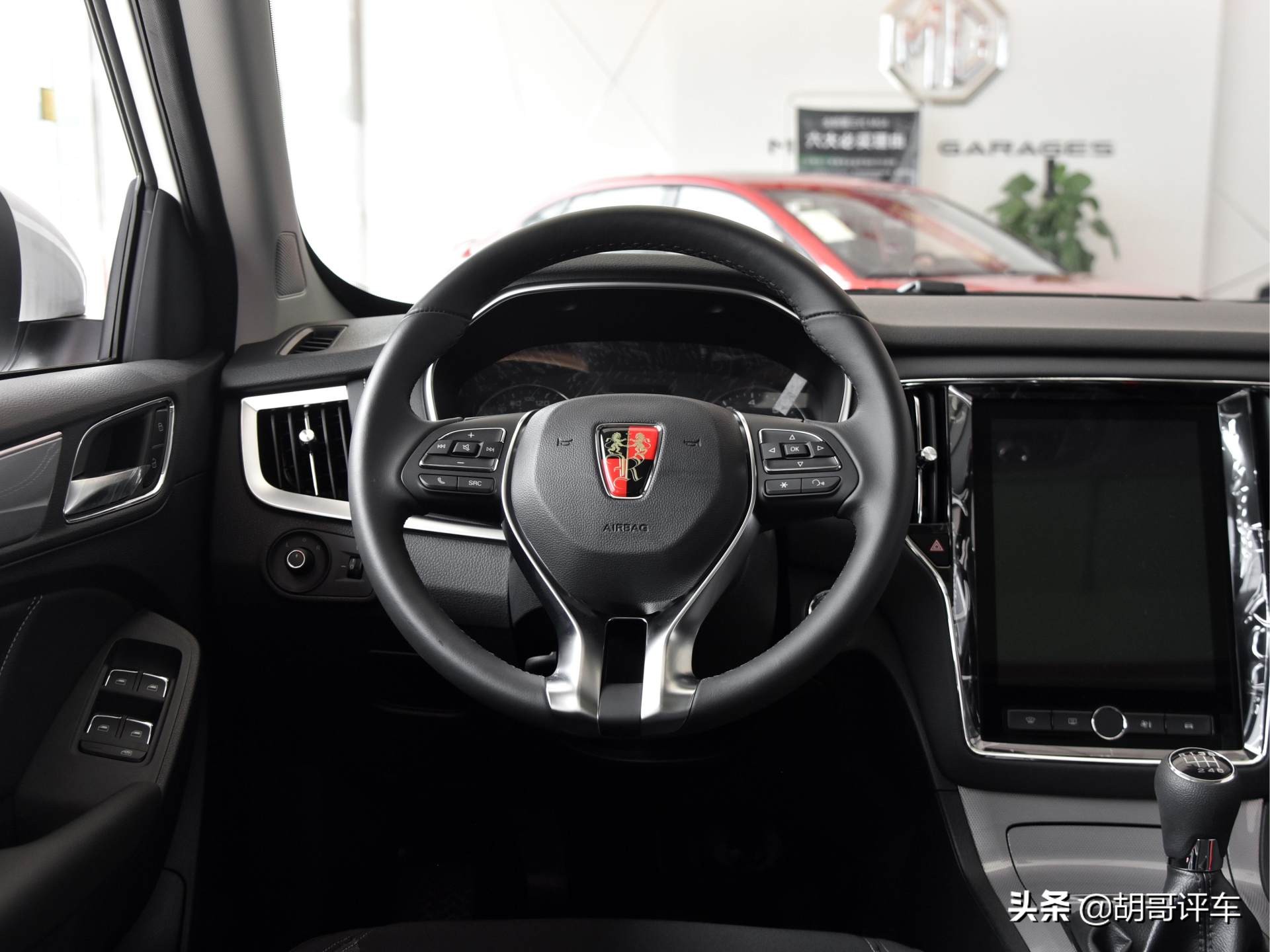 老牌实用SUV，省心实用派，实拍荣威RX5