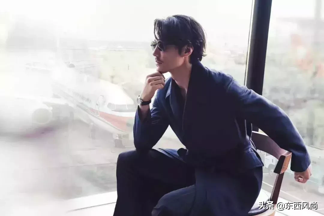 48岁依然自律有型，9次以“伦敦男装周首位全球代言人”身份受邀