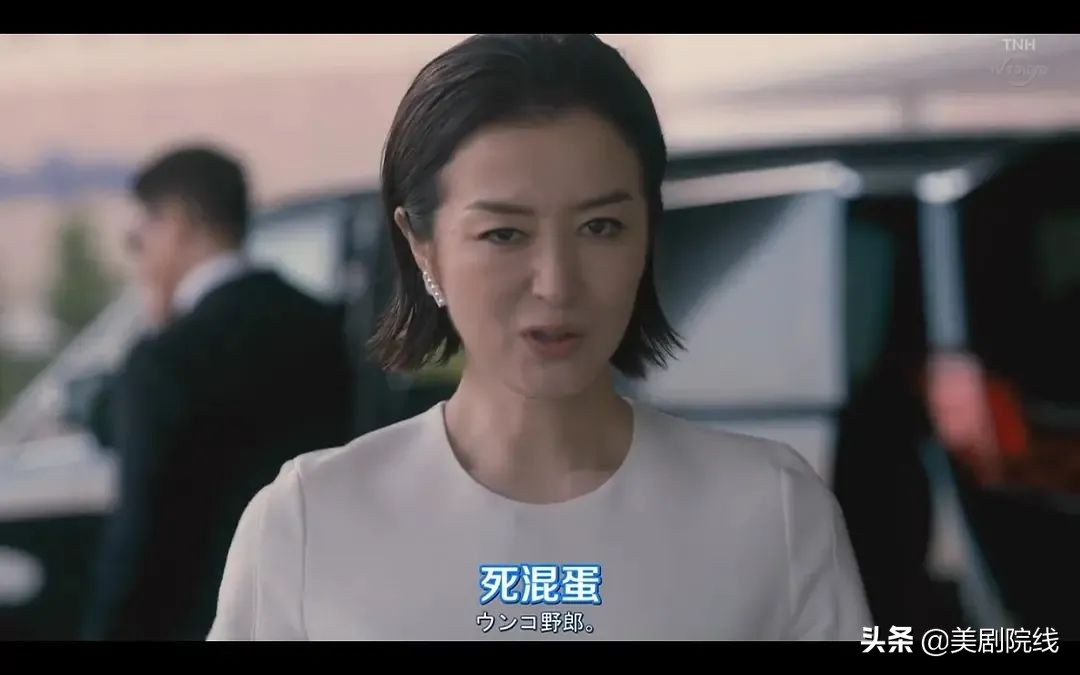 真了不起。看了这个岛上的国剧后，我知道了演艺圈是多么的混乱。