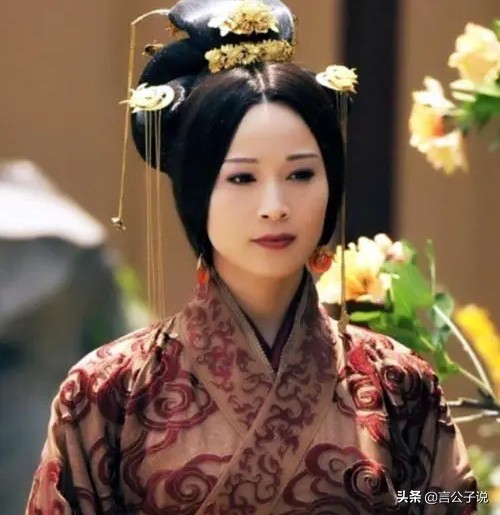 10大“秘史美人”今昔对比，有人改名退圈，有人成导演“小女友”