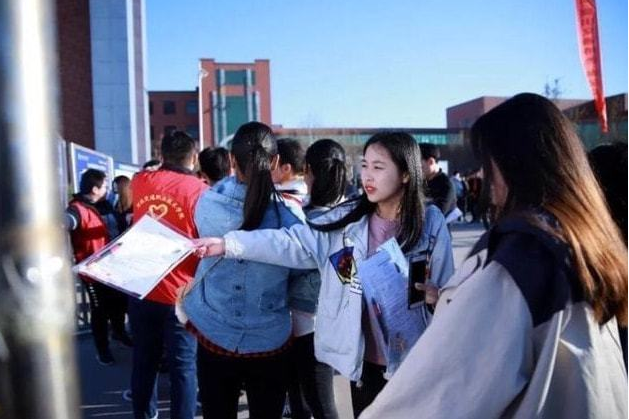 高考考上“专科学校”，和“单招”进入有何差距？班主任说出实情