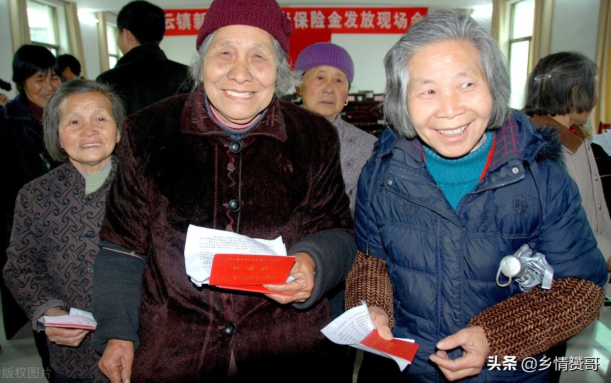 农村老人养老金会涨吗，需要多少钱才能满足养老需求