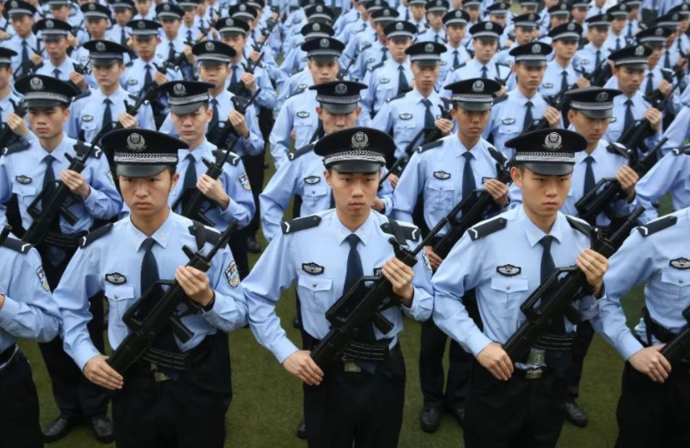 河北这所大学来头不小，虽是专科但就业好，学生宁愿浪费二本成绩