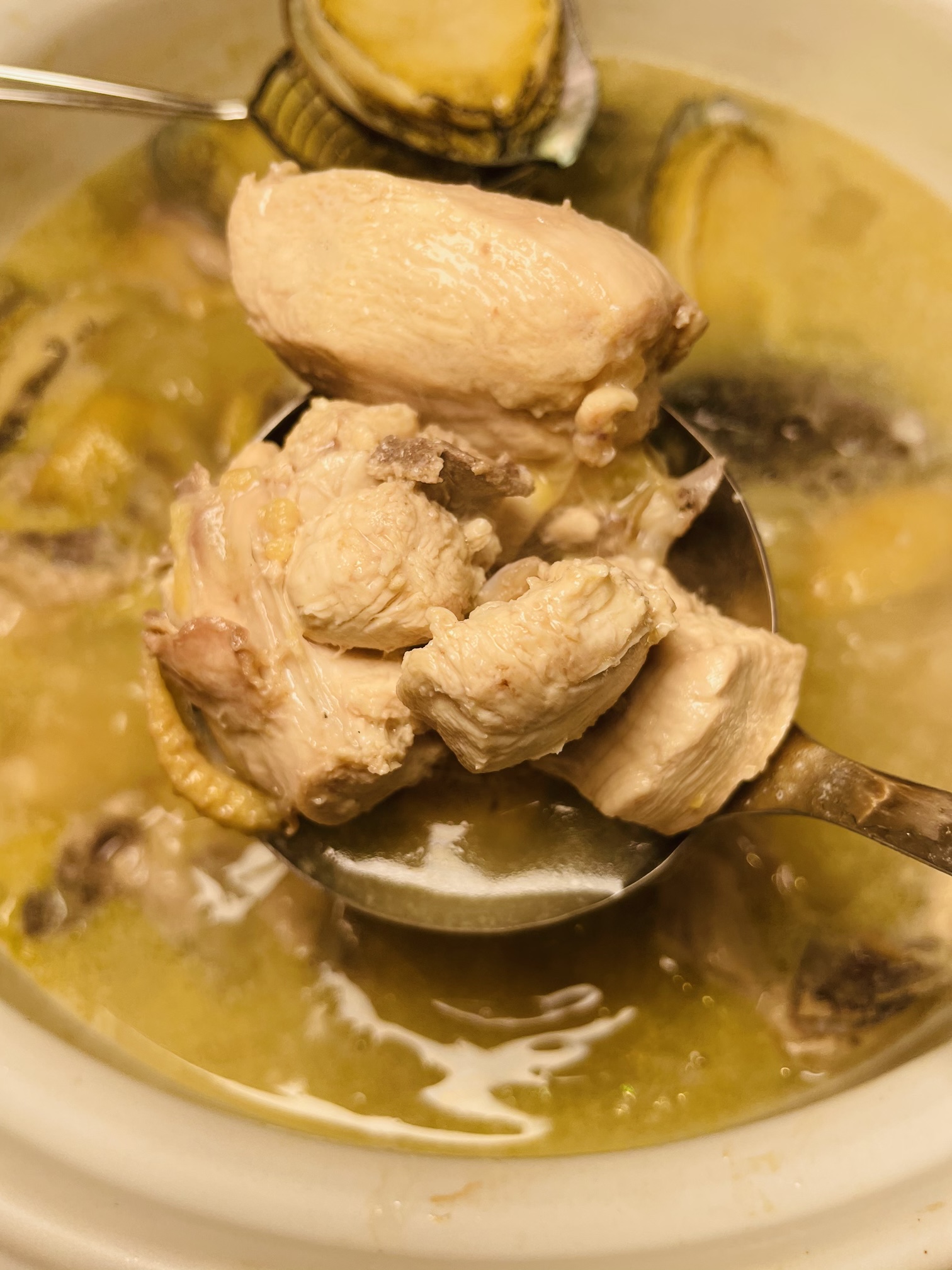 就在长职附近新开了一家鸡鲍鱼的店，以后再想吃真的太方便了