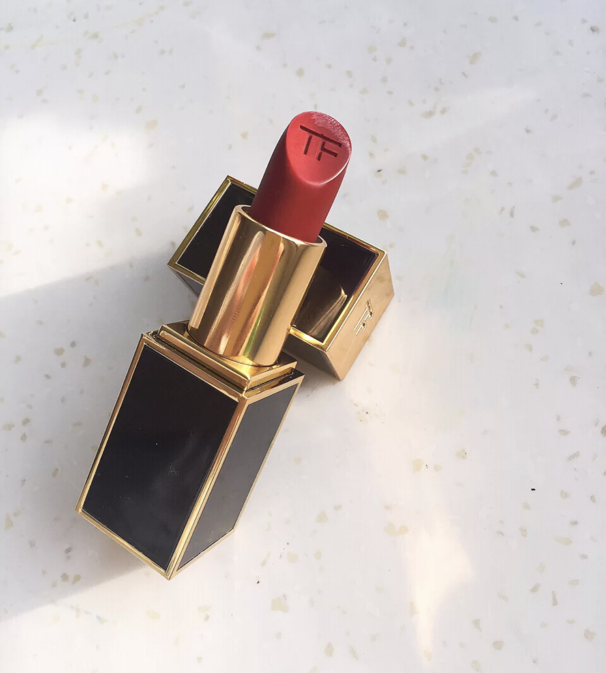 能让"直男癌"喜欢上的口红,tf16不会错,娇兰满足少女感