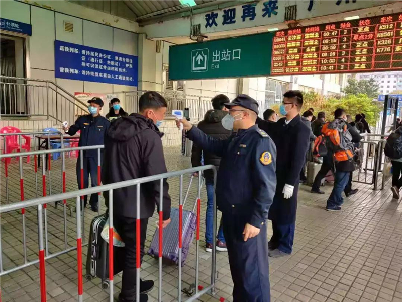 花都各交通客运站场和道路卡点守好疫情“第一道防线”