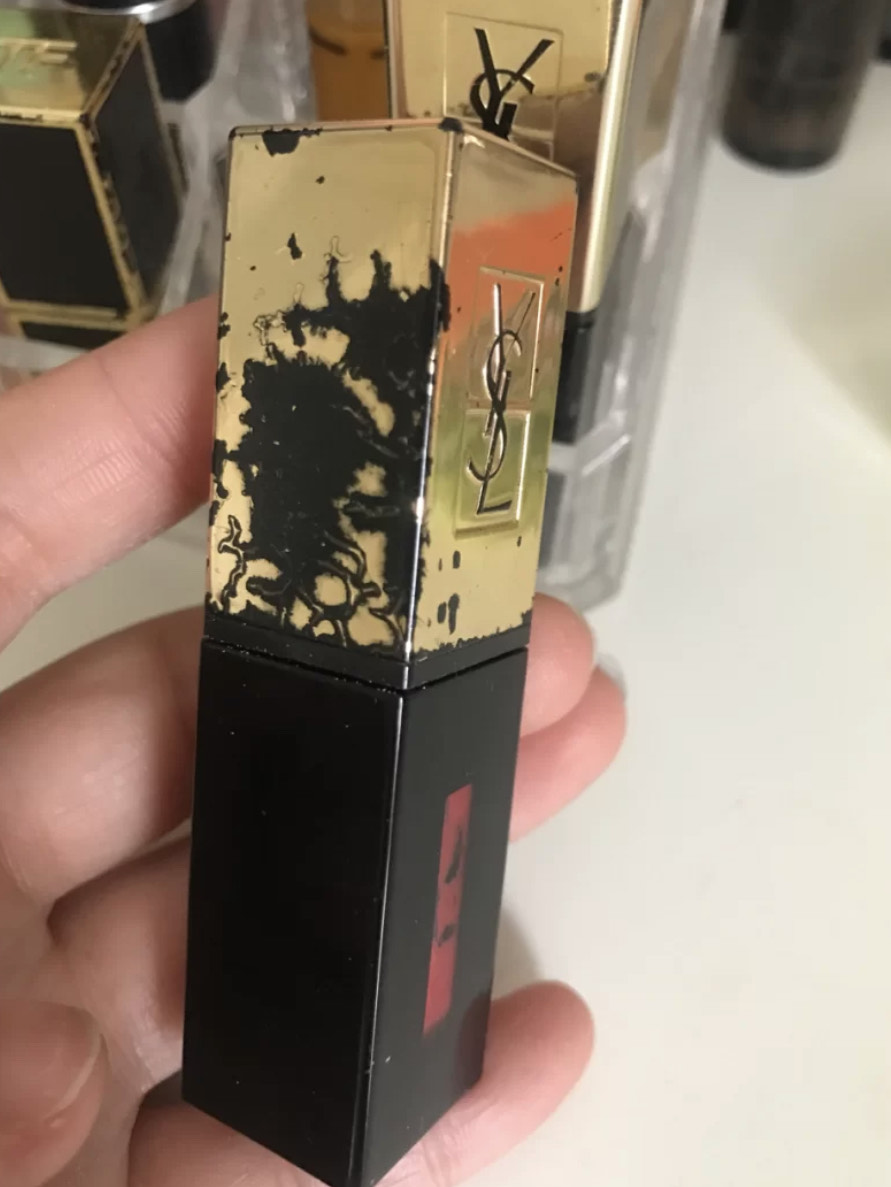 YSL口红很火，为什么实际买的人不多？看完这4个缺点就懂了