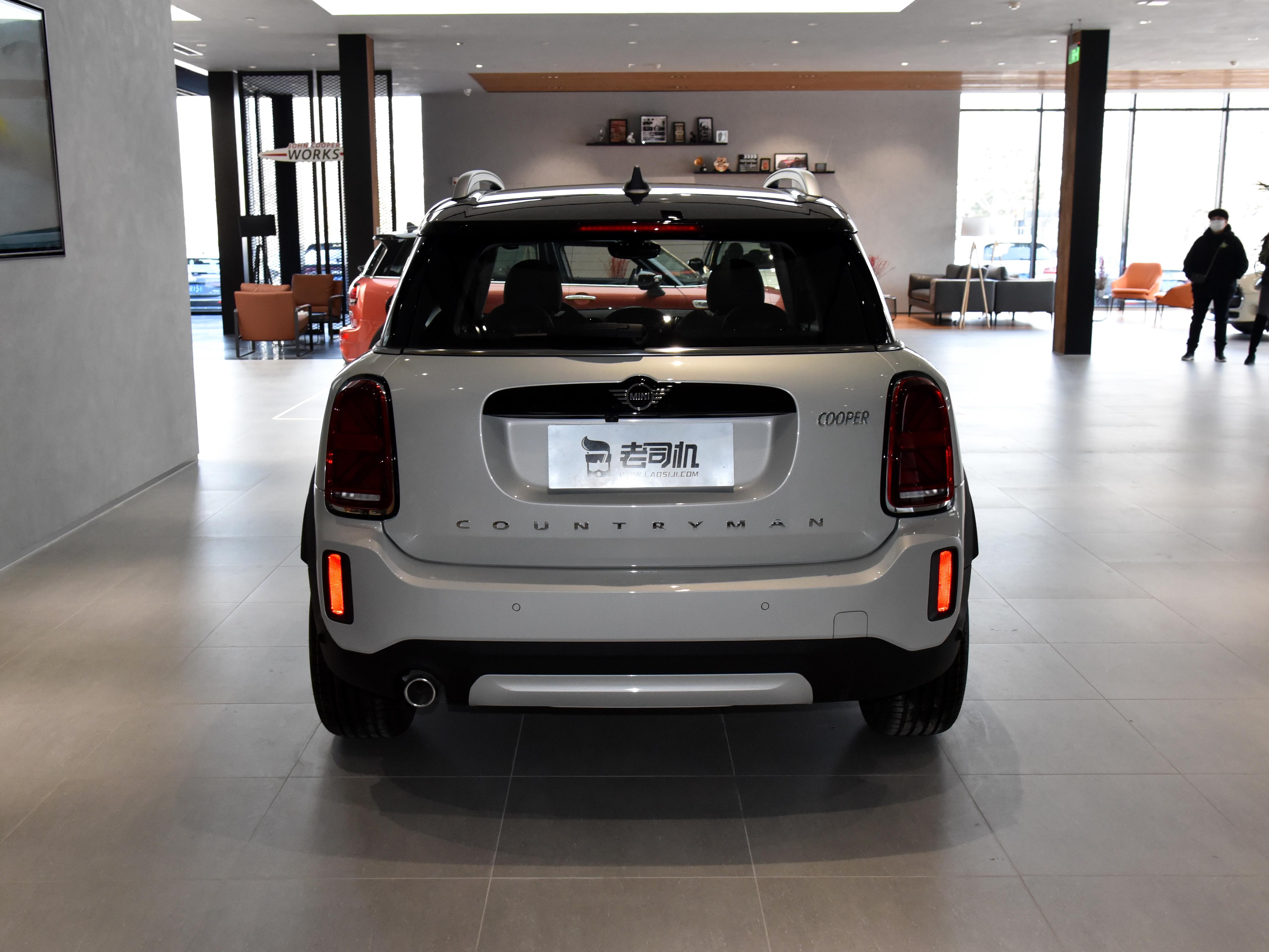 更加实用的SUV，回头率很高综合油耗6.1L，实拍MINI COUNTRYMAN