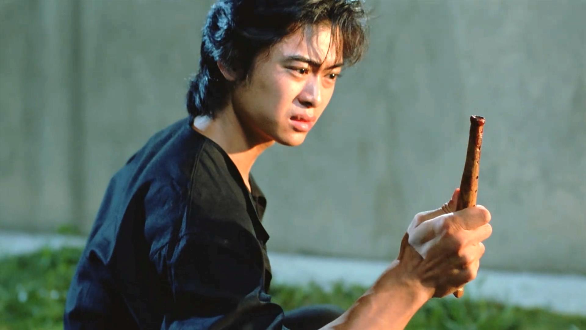 太过血腥被评为三级,29年过去了,重口味电影我只认《力王》