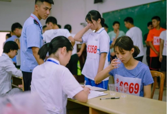 湖北这所二本学校，录取分数“超过”一本线，毕业生多半当公务员