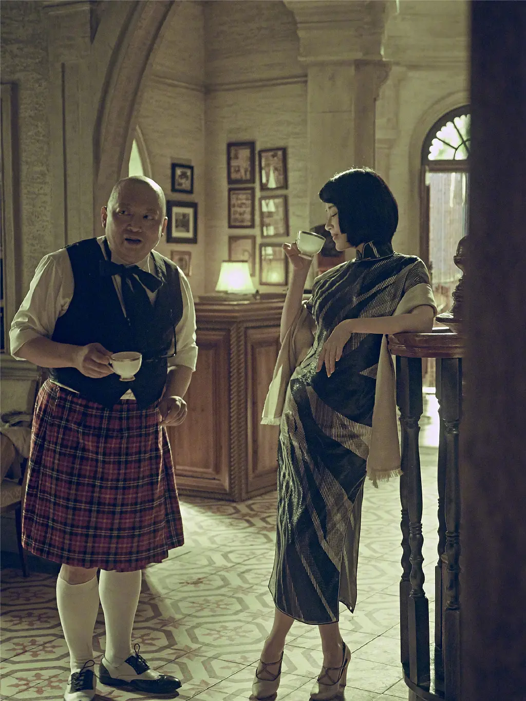 旗袍别瞎穿，太干瘪没韵味，太丰腴不遮肉，能驾驭的都是气质女神