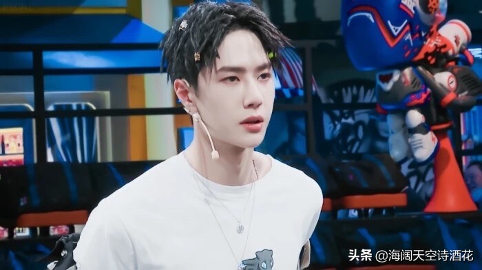 连尊重都没学会，也好意思说你追星吗？