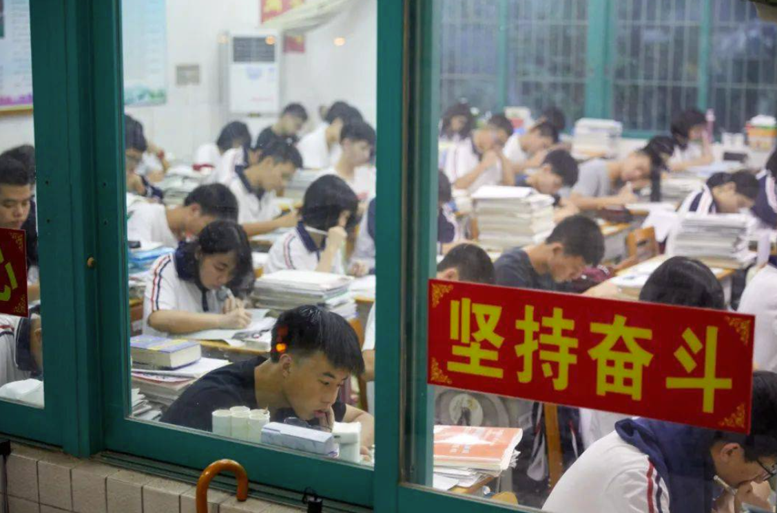 2022高考新规定，考生将面对“身份限制”，部分考生将无缘高考