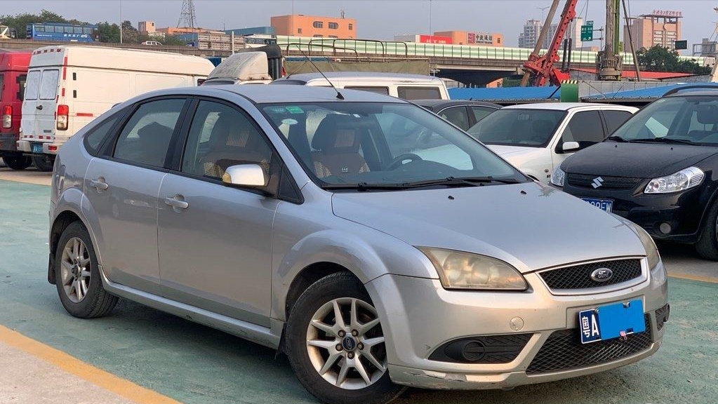 两万块能做什么？这三款二手车大气又实用，毕业生拿来代步正合适