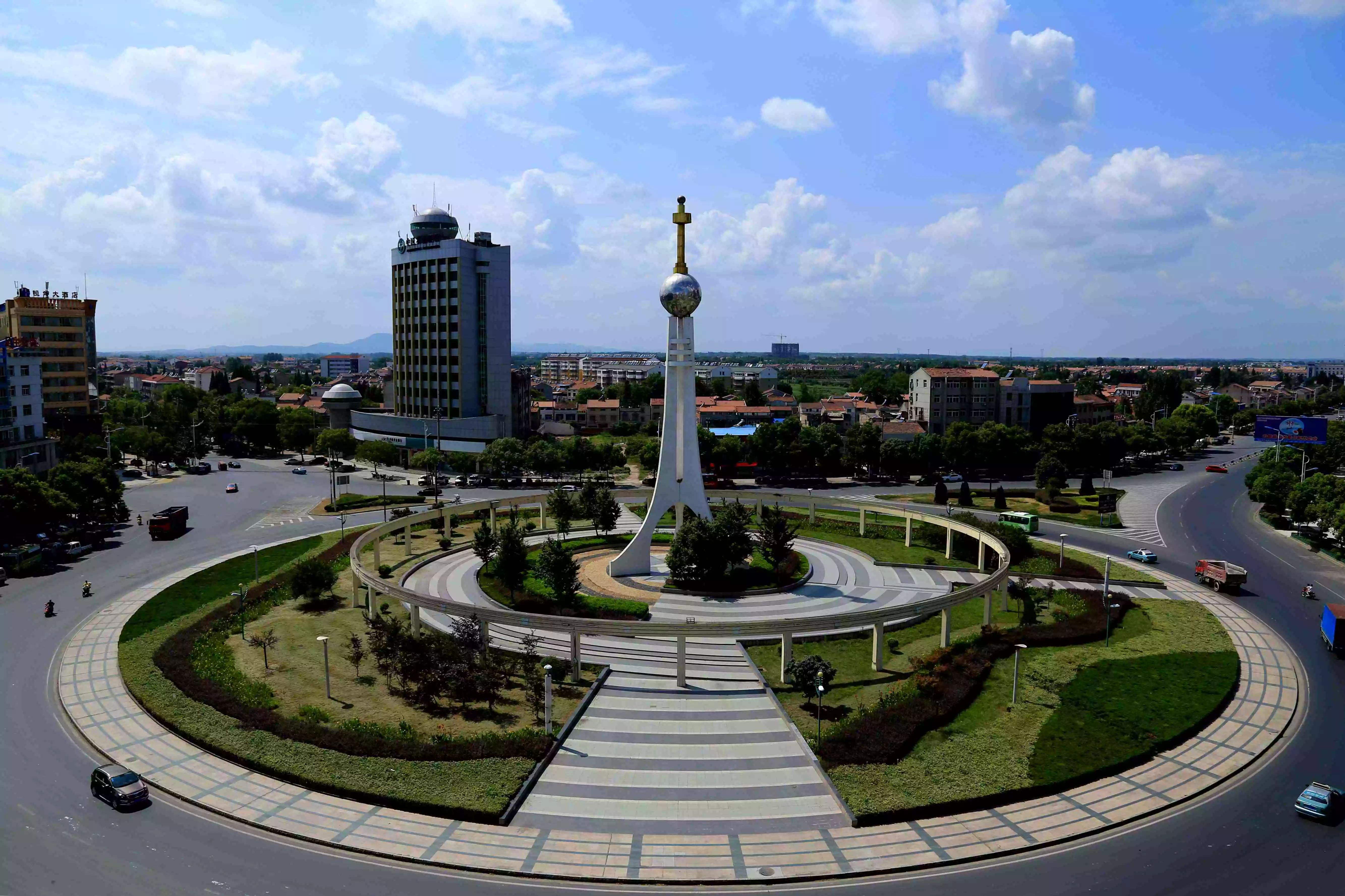 湖北孝感八所好高中，孝高一马当先，汉川、安陆等县一中皆有上榜