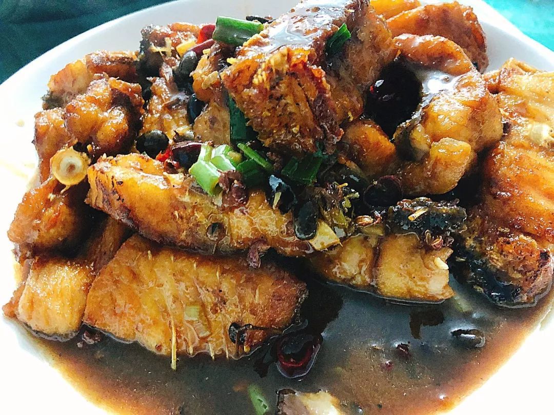 其中,鲜香美味的南瓜炖鱼块也是很棒的