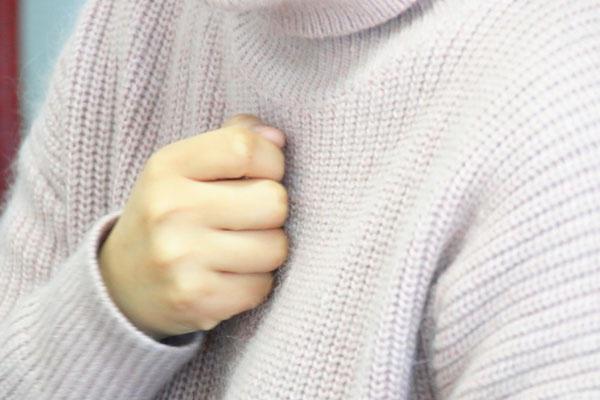 女性胸部疼痛，是怎么回事？如何缓解疼痛？