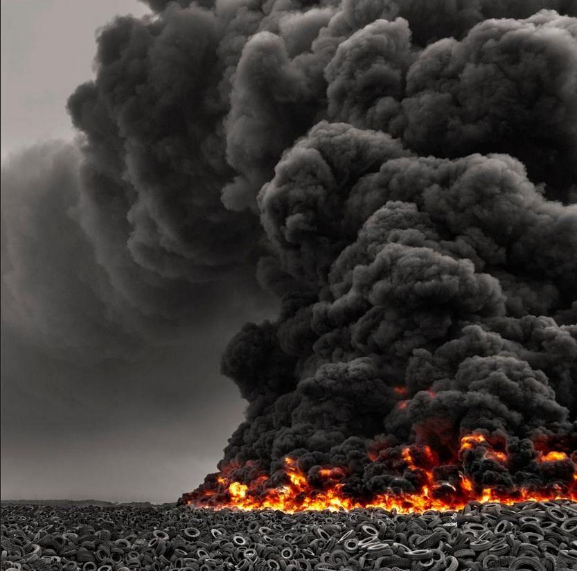 场面堪比核弹爆炸！科威特5200万废旧轮胎着火，与73℃高温有关？
