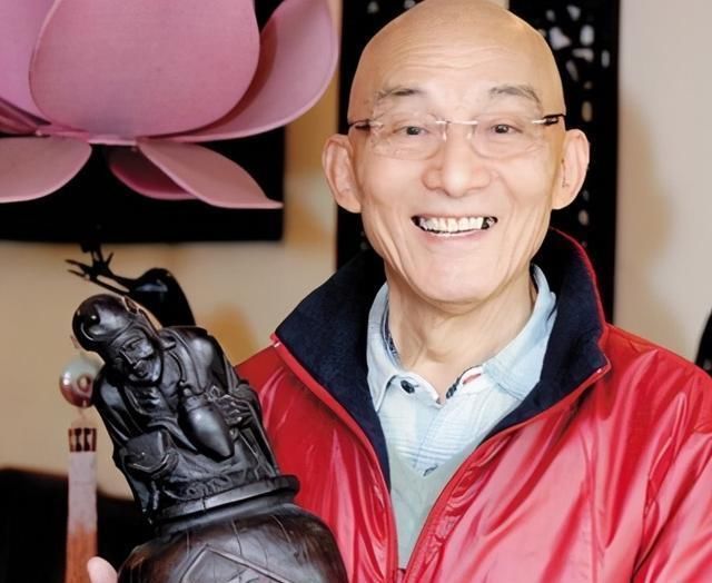 “济公”游本昌：陪妻子抗癌，支持女儿放弃高考，76岁剃度出家