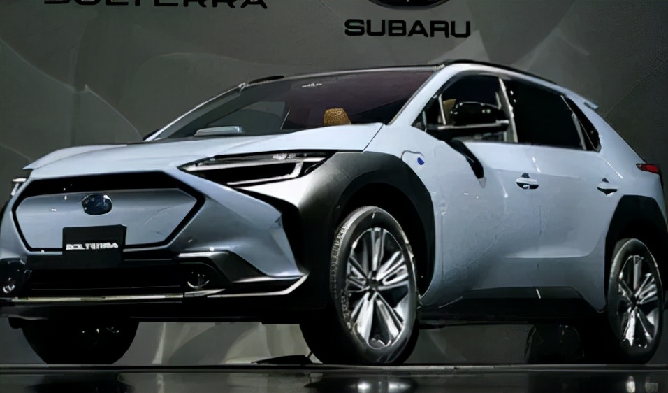 昨夜今晨发生了什么？|YiMagazine