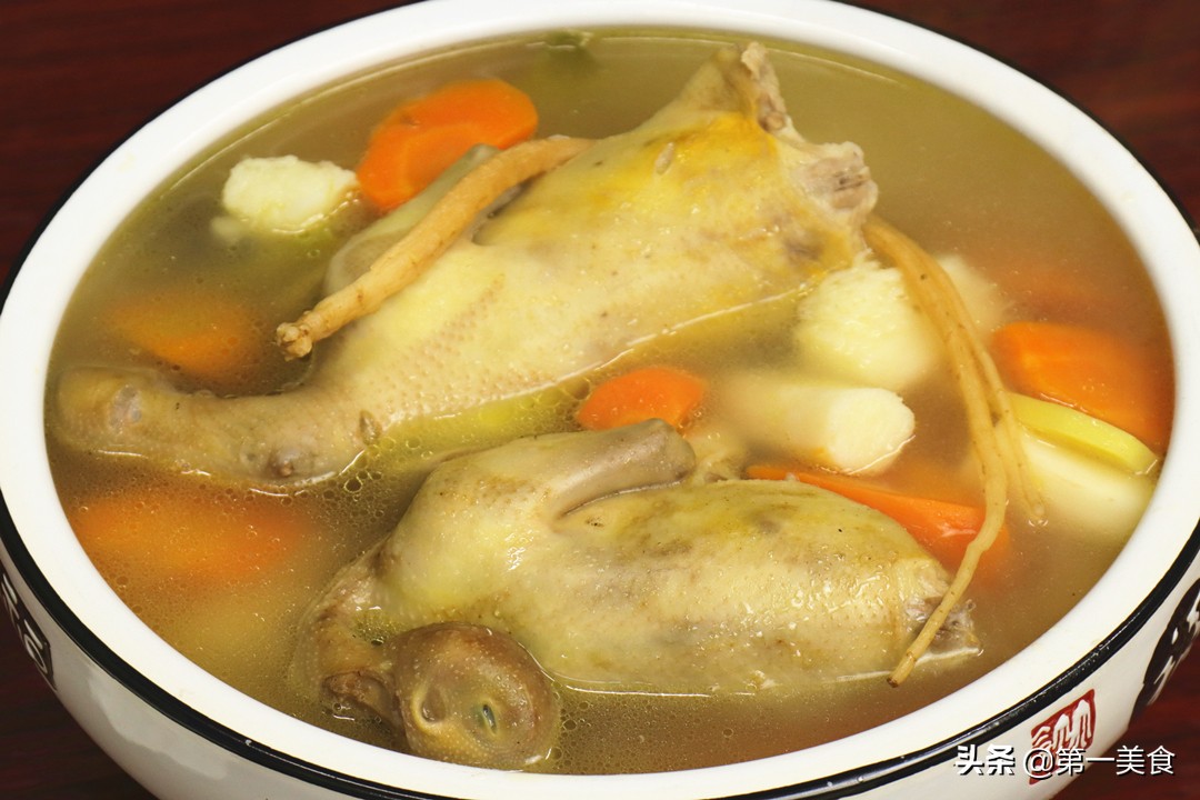 老鸽子炖汤最佳做法(滋补老鸽，炖汤的香醇诀窍)