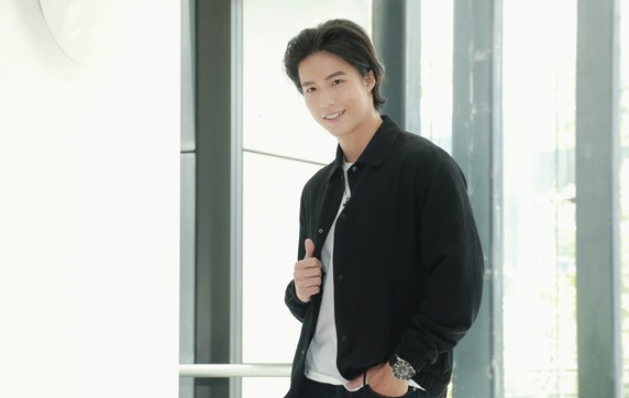 父母都是高颜值明星，孩子却各有各的“丑”法？遗传真是门玄学