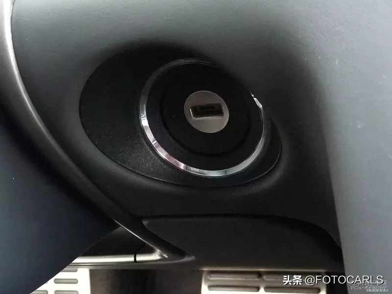 4座版大众辉腾6.0L W12实拍,售价241.2万,不是迈巴赫请绕路