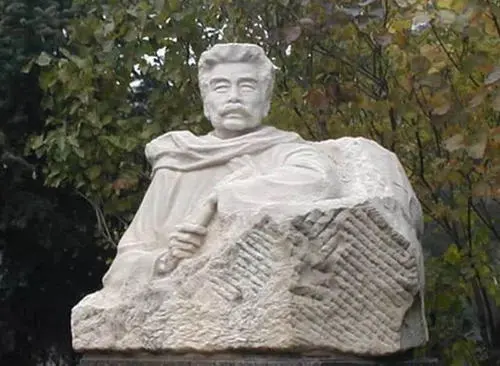 高质量男性为何被网友称为人间油物？骨子里的文化自信，终究彰显