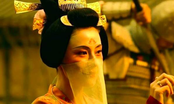 要么制作稀烂，要么前面超神后面烂尾，2019年的最佳国产剧是它