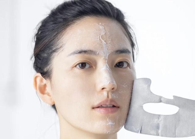 油性皮肤怎么控油效果最好(油性皮肤，怎样控油效果更好？这4招一定要牢记)