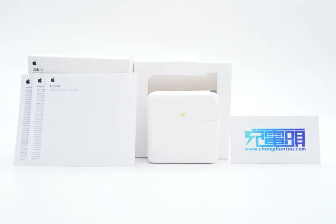苹果14英寸MacBook Pro原装67W PD快充充电器深度拆解