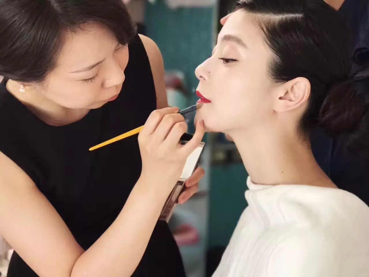 从零开始学化妆美颜术，从小白到百变女王！新手学化妆必备课程