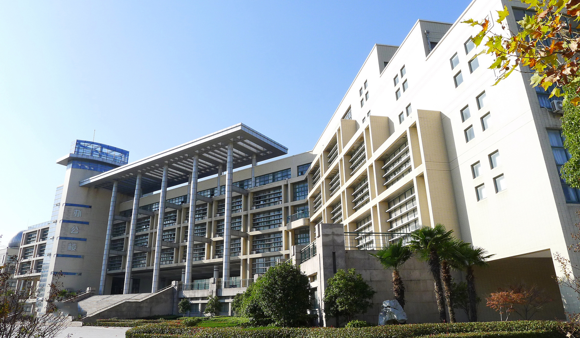 江苏盐城高考，盐城中学创佳绩，获市文理状元，高分人数全省第二