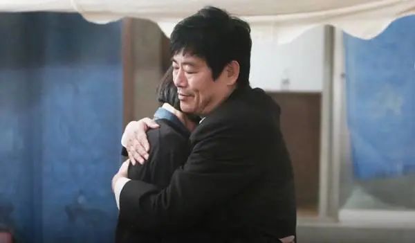 《釜山行》导演的新作，这部爆炸性的高得分剧《诽谤法》令人吃惊。