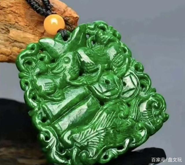 翡翠有九种颜色，你知道吗？