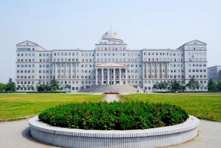 #长江大学，湖北省属高校中规模最大、学科门类最齐全综合性大学