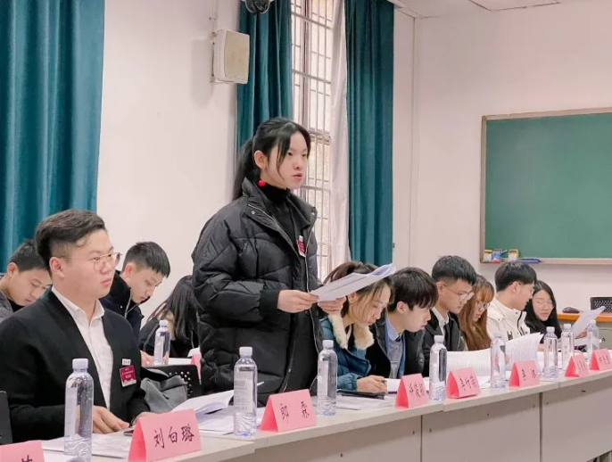 手握近10项国家级大奖，湖南“最美”女神学霸如今再获殊荣，全省仅20人！