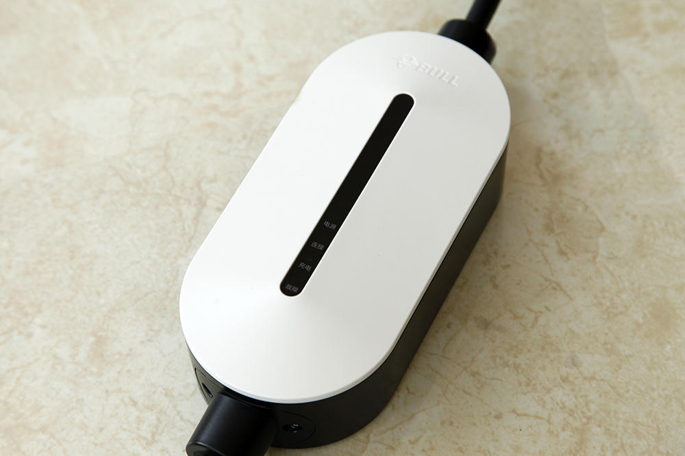 公牛充电枪去哪进货的(新能源车主必备的便携式充电枪-公牛便携充电枪