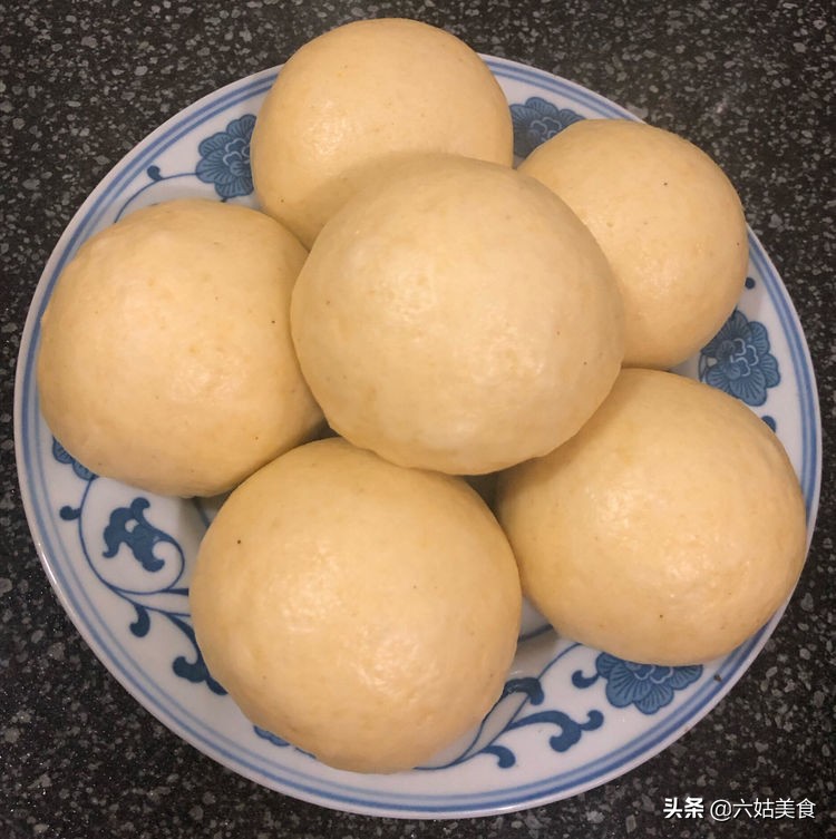 玉米面馒头详细做法，手把手教你轻松制作健康主食
