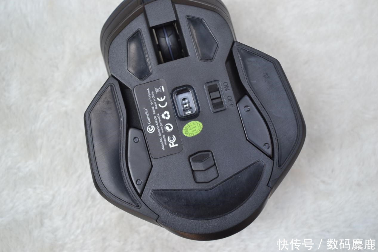 鸡你太美——GameSir盖世小鸡GM300无线游戏鼠标