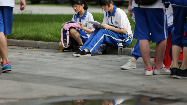 21年高考告一段落，各大学预估录取分数线出炉，大家先借鉴吧